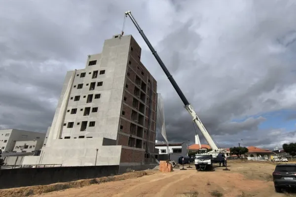 portfolio loguin guindaste 06